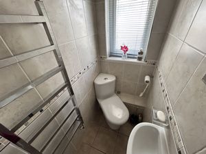 Photo 27- click for photo gallery